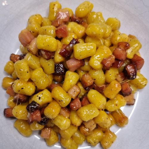 frytkownica beztłuszczowa gnocchi z boczkiem