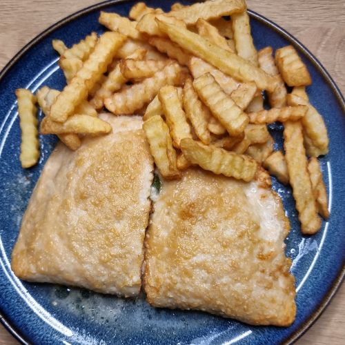 faszerowana kieszonka z kurczaka mozzarella serkiem meksykańskim bazylią i suszonymi pomidorami z air fryer