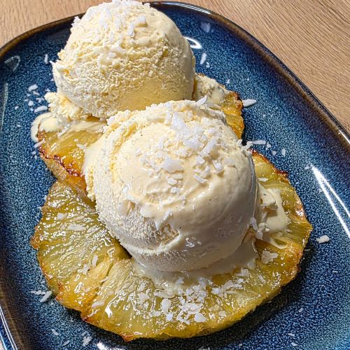 Karmelizowany Ananas z Lodami i Kokosem z Air Fryer